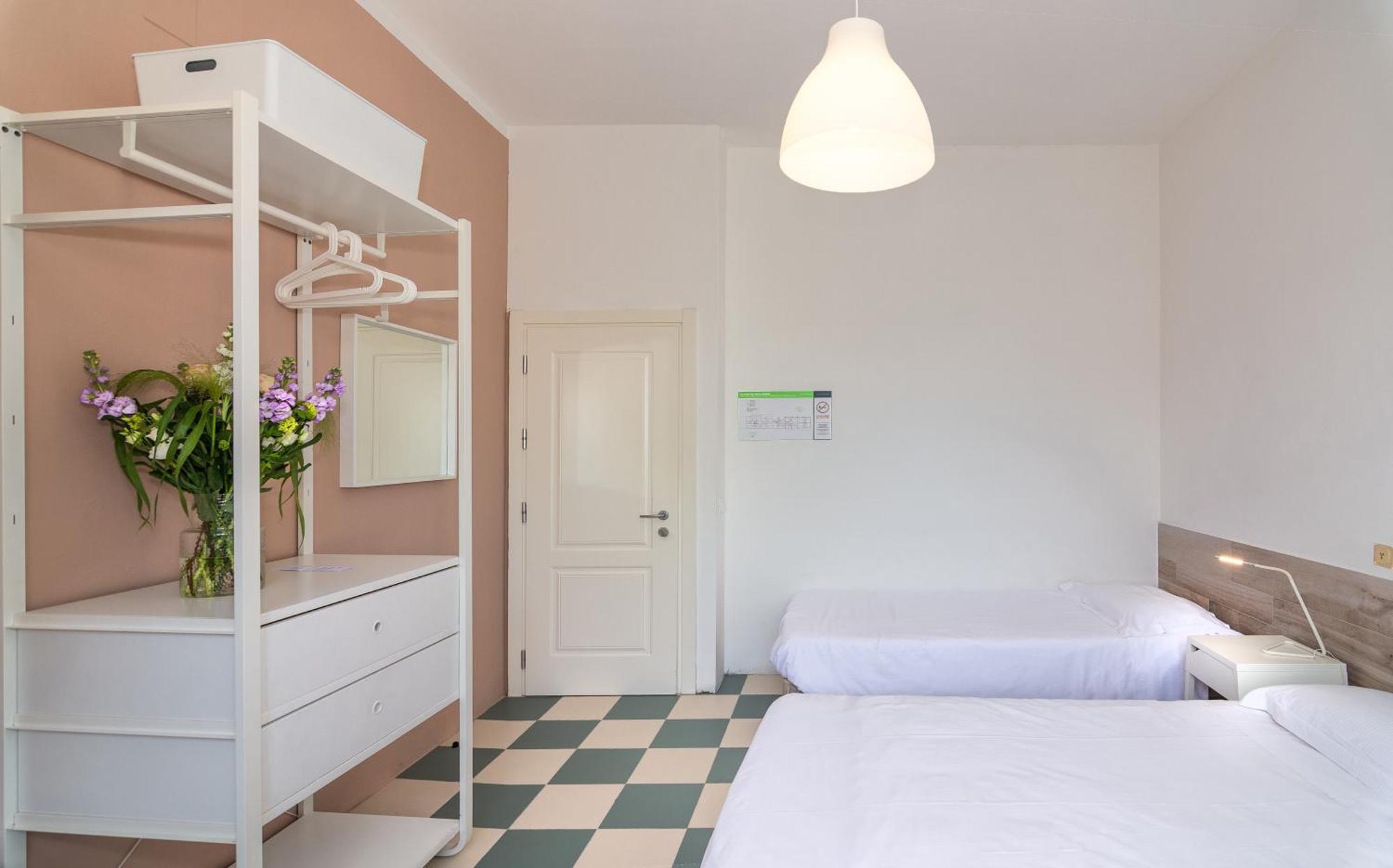 Hotel Happy Марина ди Пиетрасанта Екстериор снимка
