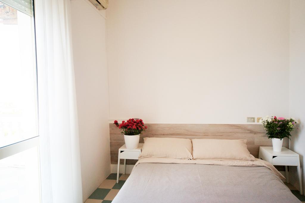 Hotel Happy Марина ди Пиетрасанта Екстериор снимка